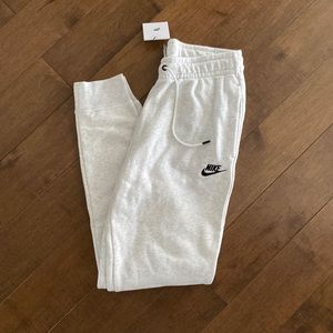 Nike Joggers/ Sweatpants
